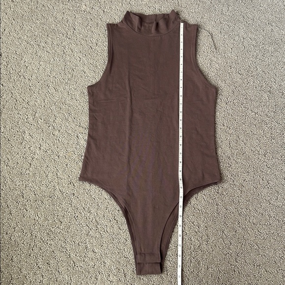 A New Day Bodysuit Mock Neck Sleeveless Thong Cut Brown One-piece Medium NEW - Picture 4 of 10